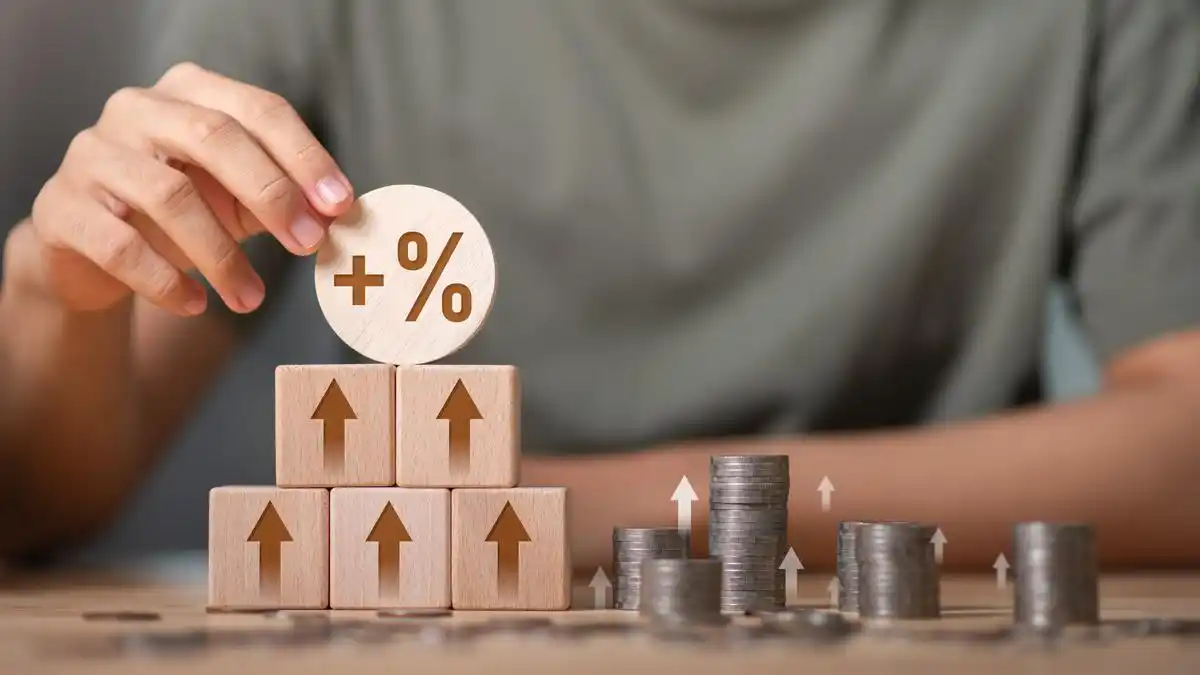 货币基金与银行理财收益率差异_理财产品的年化利率怎么算_年化收益率计算公式