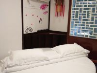 旅盟酒店(南京江浦客运站龙华路地铁站店) - 情侣圆床房