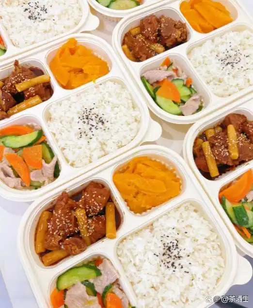 炭雕工艺品店_投资小创业好开店项目_家庭托管小课堂